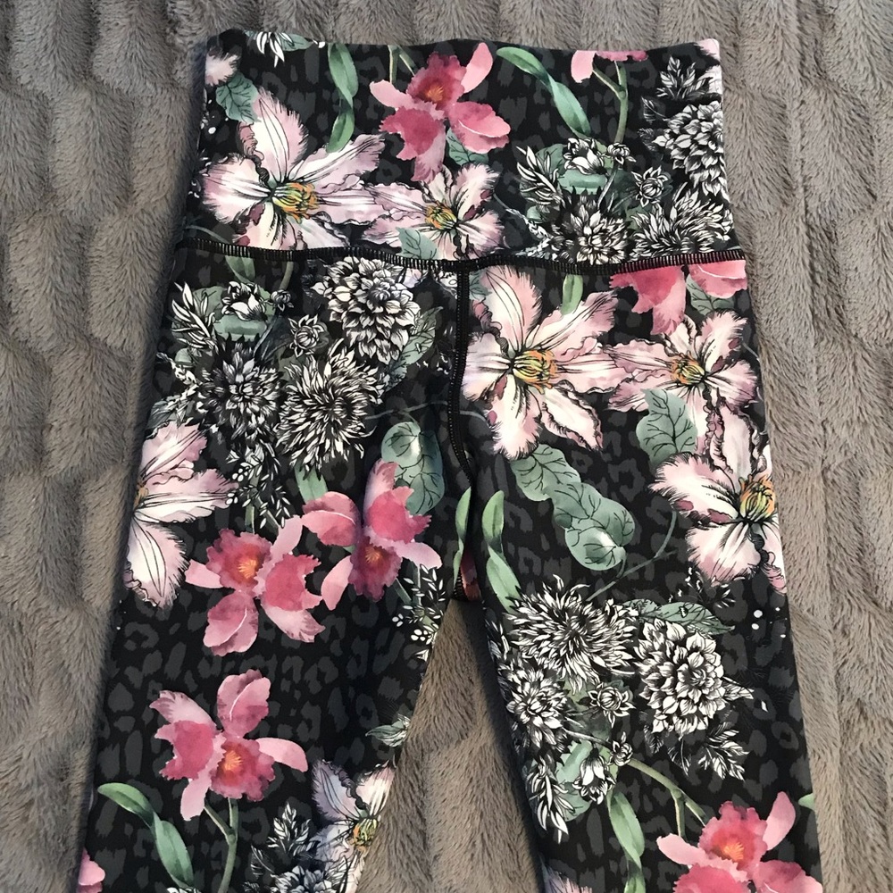 Euc Evolution And Creation Capris S - image 8